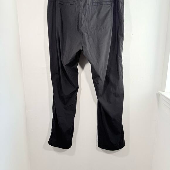 Athleta Black Trekkie Hike Pants Mid Rise Ripstop Drawcord Ankle Women Size 18 - Picture 10 of 12